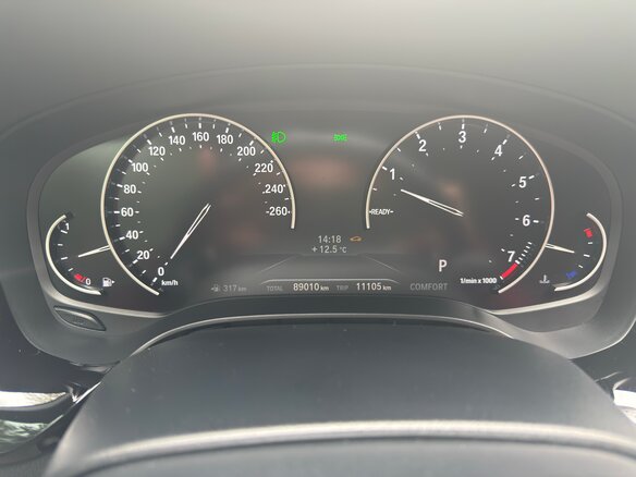 2018 BMW 5 серии 520i VII (G30/G31/G38), чёрный, 2950000 рублей - вид 10