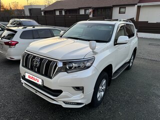 2020 Toyota Land Cruiser Prado 150 Series Рестайлинг 3, белый, 5300000 рублей, вид 3