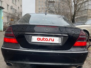 2005 Mercedes-Benz E-Класс 350 III (W211, S211), чёрный, 1000000 рублей, вид 5