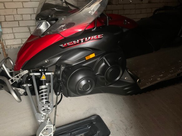 2012 Yamaha Venture, красный, 1250000 рублей - вид 6