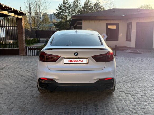 2017 BMW X6 30d II (F16), белый, 4490000 рублей - вид 4