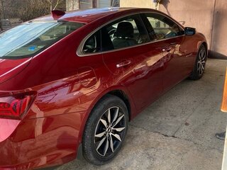 2018 Chevrolet Malibu 9-speed IX, красный, 1600000 рублей, вид 2