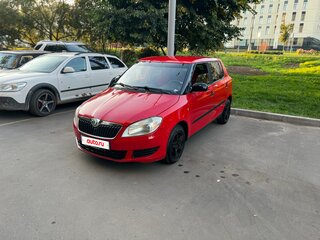 2011 Skoda Fabia II Рестайлинг, красный, 344000 рублей, вид 2