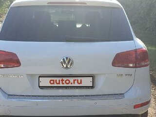 2013 Volkswagen Touareg II, белый, 2500000 рублей, вид 3