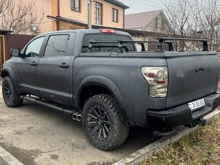 2010 Toyota Tundra CrewMax II, серый, 4500000 рублей, вид 5
