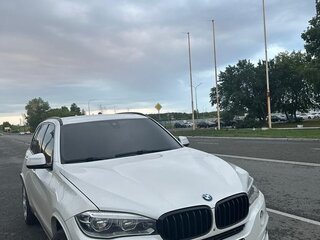 2014 BMW X5 35i III (F15), белый, 3000000 рублей, вид 2