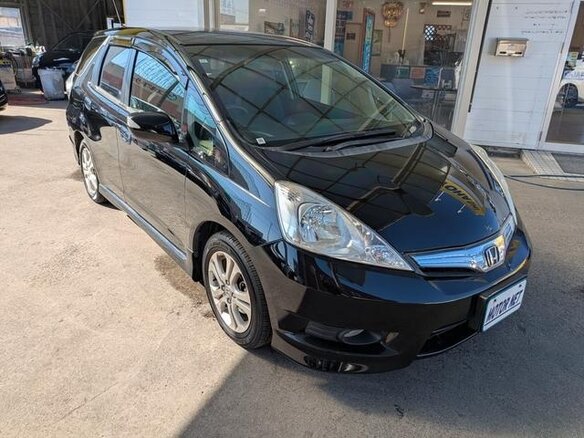 2015 Honda Fit Shuttle I Рестайлинг, чёрный, 705000 рублей - вид 3
