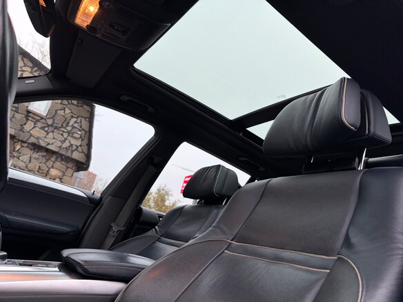 2011 BMW X5 35i II (E70) Рестайлинг, серый, 2399000 рублей - вид 24
