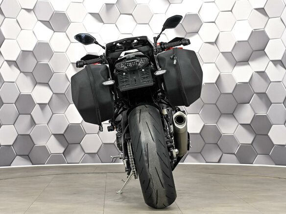 2017 Yamaha MT-10, чёрный, 1149000 рублей - вид 5