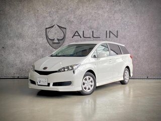 2013 Toyota Wish II Рестайлинг, белый, 1012000 рублей, вид 1