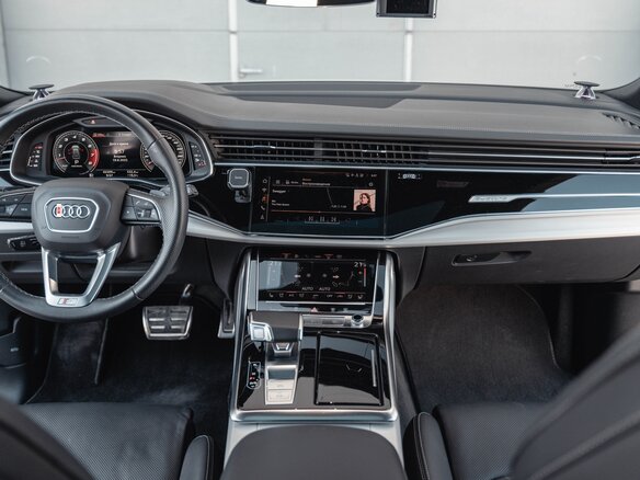 2020 Audi Q8 55 TFSI I (4M), белый - вид 17