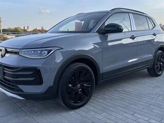 2025 Volkswagen Tharu XR, серый, 2000000 рублей, вид 3