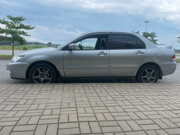 2007 Mitsubishi Lancer IX Рестайлинг, серебристый, 600000 рублей - вид 5