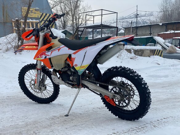 2023 KTM 250 EXC, оранжевый, 700000 рублей - вид 2