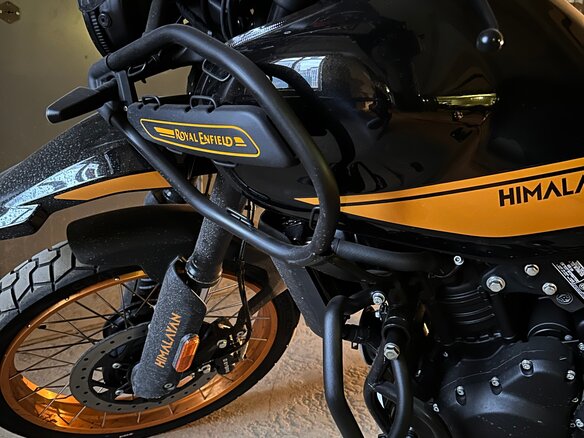 2025 Royal Enfield Himalayan, чёрный, 550000 рублей - вид 9