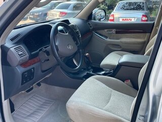 2004 Toyota Land Cruiser Prado 120 Series, серый, 1950000 рублей, вид 4