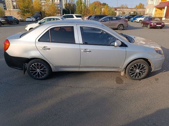 2014 Geely GC6, серебристый, 330000 рублей - вид 3