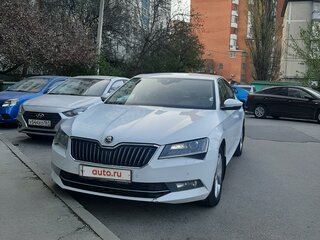 2015 Skoda Superb III, белый, 2000000 рублей, вид 5