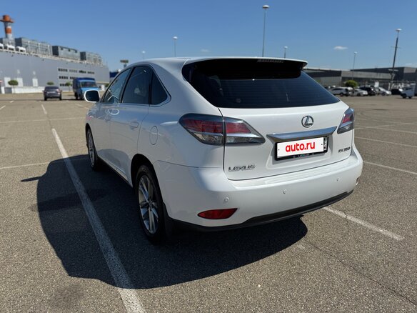2012 Lexus RX 350 III Рестайлинг, белый, 2650000 рублей - вид 3
