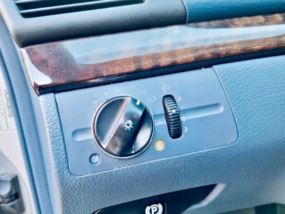 2004 Mercedes-Benz E-Класс 200 III (W211, S211), серебристый, 900000 рублей - вид 14