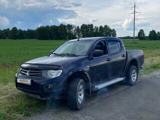 2011 Mitsubishi L200 IV, синий, 900000 рублей, вид 2