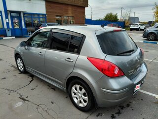 2011 Nissan Tiida I Рестайлинг, серый, 650000 рублей, вид 5