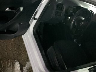 2019 Volkswagen Polo V Рестайлинг, белый, 740000 рублей, вид 5