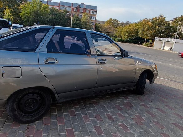 2002 Lada (ВАЗ) 2112, серый, 75000 рублей - вид 6