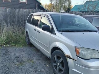2007 Chrysler Town & Country V, серебристый, 600000 рублей, вид 4