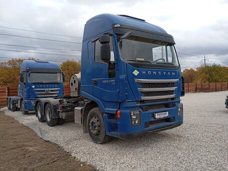 2023 IVECO-Hongyan 6x4 (CQ4256), синий, 2984605 рублей, вид 2