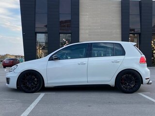 2010 Volkswagen Golf GTI VI, чёрный, 1400000 рублей, вид 3