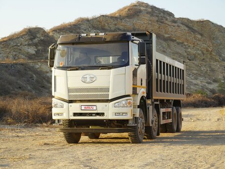 2023 FAW J6 CA3310, чёрный, 8750000 рублей, вид 4