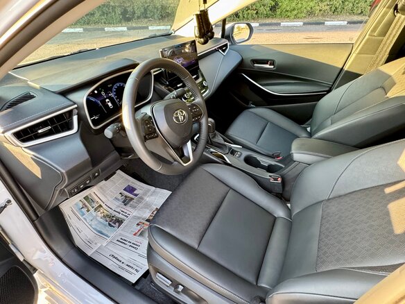 2023 Toyota Corolla XII (E210), белый, 3360000 рублей - вид 18