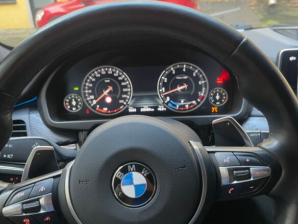 2014 BMW X5 35i III (F15), коричневый, 3000000 рублей - вид 6
