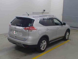2016 Nissan X-Trail III, серебристый, 2100000 рублей, вид 2