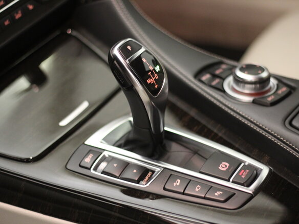 2013 BMW 6 серии 640i xDrive III (F06/F13/F12), красный - вид 38