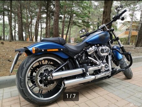 2018 Harley-Davidson Breakout, синий, 2500000 рублей, вид 2