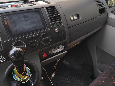 2008 Volkswagen Transporter, серый, 730000 рублей, вид 4