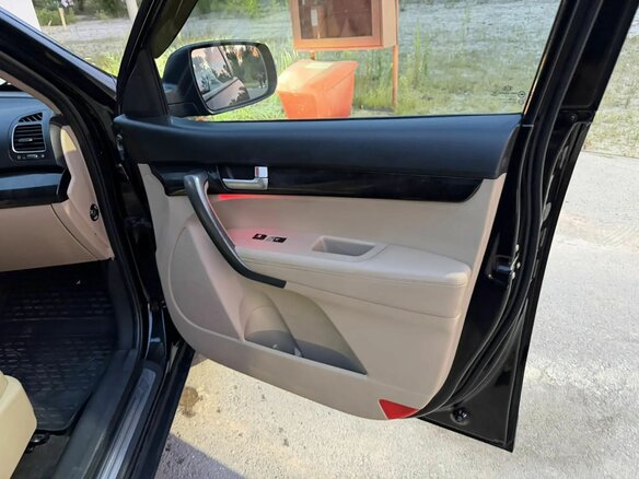 2013 Kia Sorento II Рестайлинг, чёрный, 1460000 рублей - вид 15