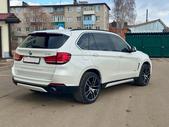 2014 BMW X5 35i III (F15), белый, 2900000 рублей - вид 3