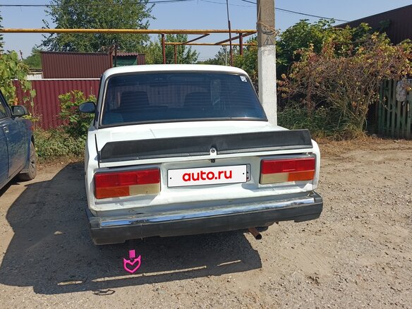 2008 Lada (ВАЗ) 2107, белый, 110000 рублей - вид 4