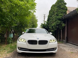 2012 BMW 5 серии 520d VI (F10/F11/F07), белый, 1950000 рублей, вид 2