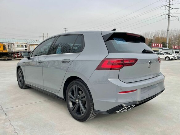 2021 Volkswagen Golf VIII, серый, 2020000 рублей - вид 5