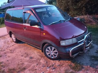 1995 Nissan Largo III (W30), красный, 350000 рублей, вид 2