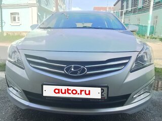 2015 Hyundai Solaris I Рестайлинг, серебристый, 1250000 рублей, вид 1