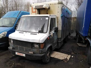 1994 Mercedes-Benz T1, серебристый, 390000 рублей, вид 2