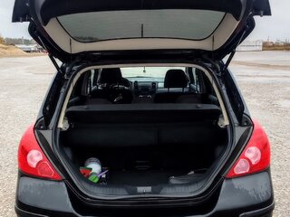 2011 Nissan Tiida I Рестайлинг, чёрный, 720000 рублей, вид 4