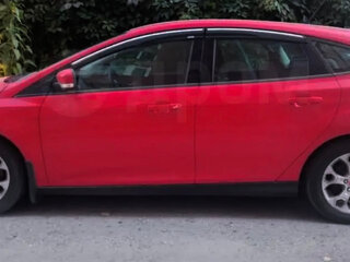 2012 Ford Focus III, красный, 990000 рублей, вид 2
