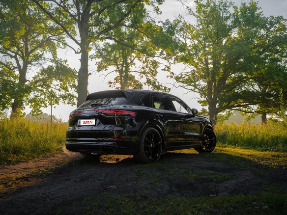2021 Porsche Cayenne S III, чёрный, 7500000 рублей - вид 39