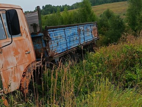 1990 КамАЗ 5511, оранжевый, 220000 рублей, вид 3